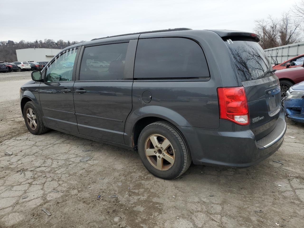 Obraz 2 z 2011 DODGE GRAND CARAVAN MAINSTREET 2011 z VIN 2D4RN3DG8BR674104