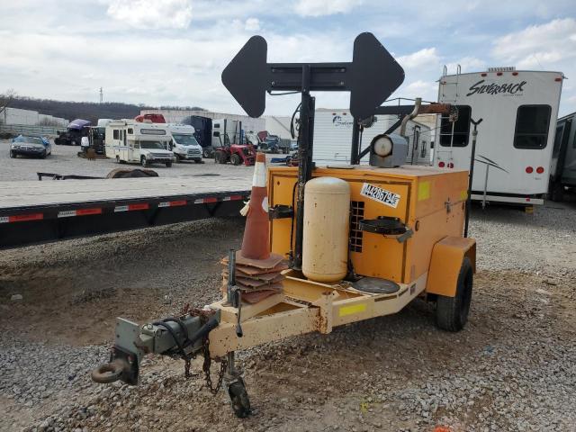 Obraz 2 z 2001 TEAM TRAILER 2001 z VIN 1T9US06171S056500