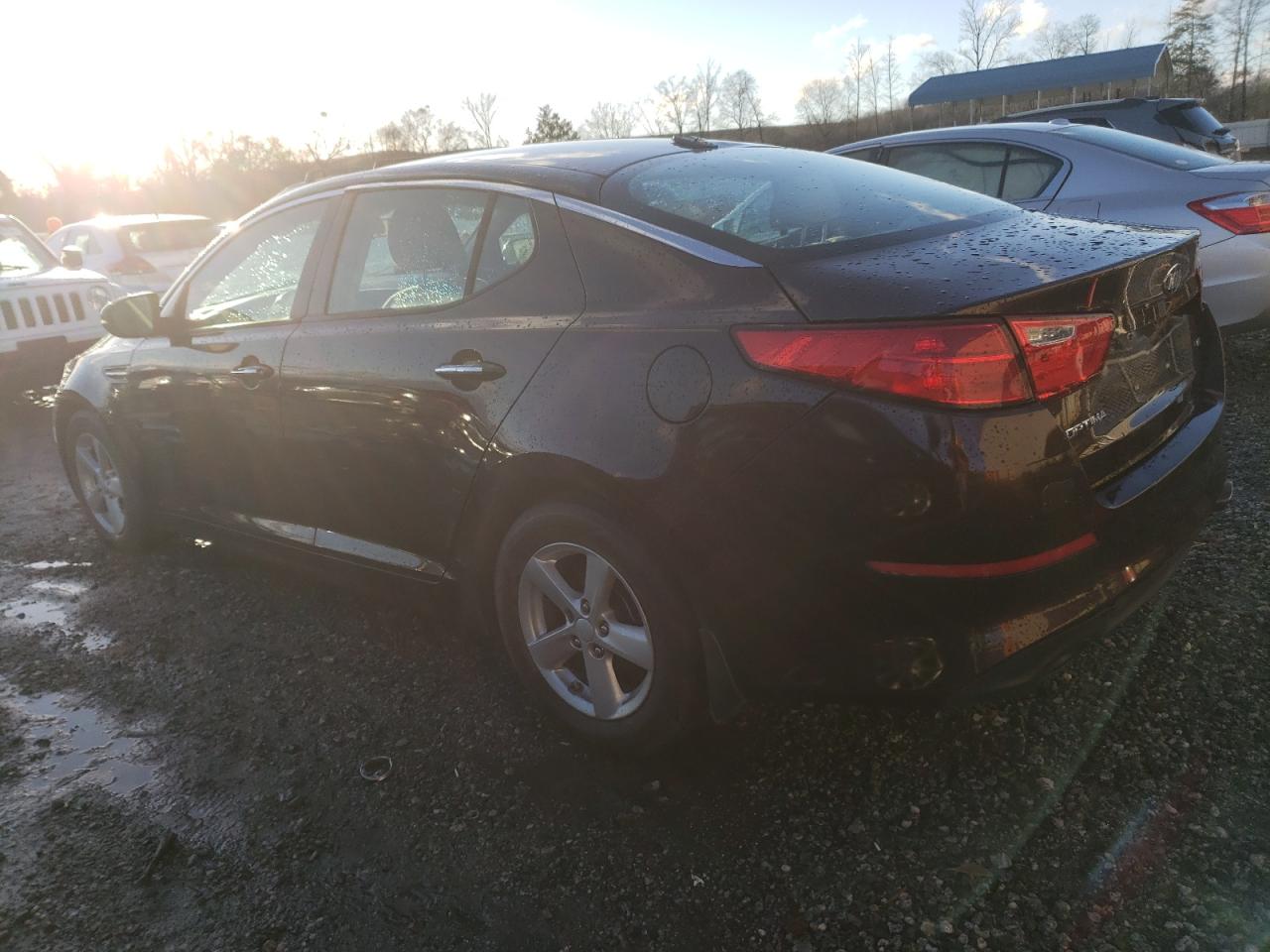 Image 2 of 2015 KIA OPTIMA LX 2015 with VIN 5XXGM4A7XFG489522