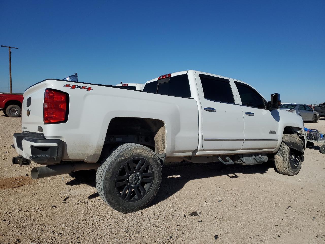 Image 3 of 2017 CHEVROLET SILVERADO K2500 HIGH COUNTRY 2017 with VIN 1GC1KXEY1HF165862