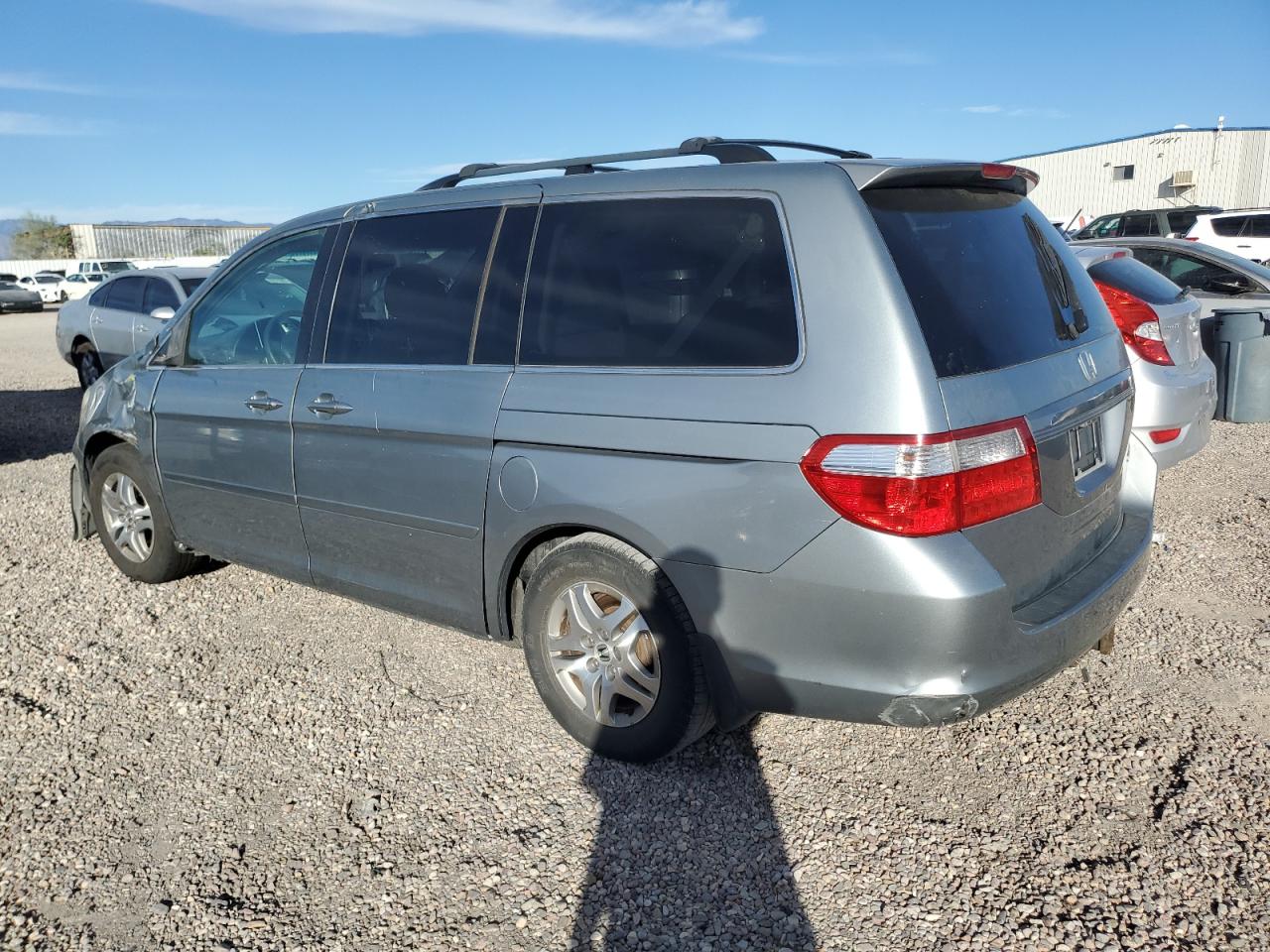 Image 2 of 2005 HONDA ODYSSEY EX 2005 with VIN 5FNRL38495B015578