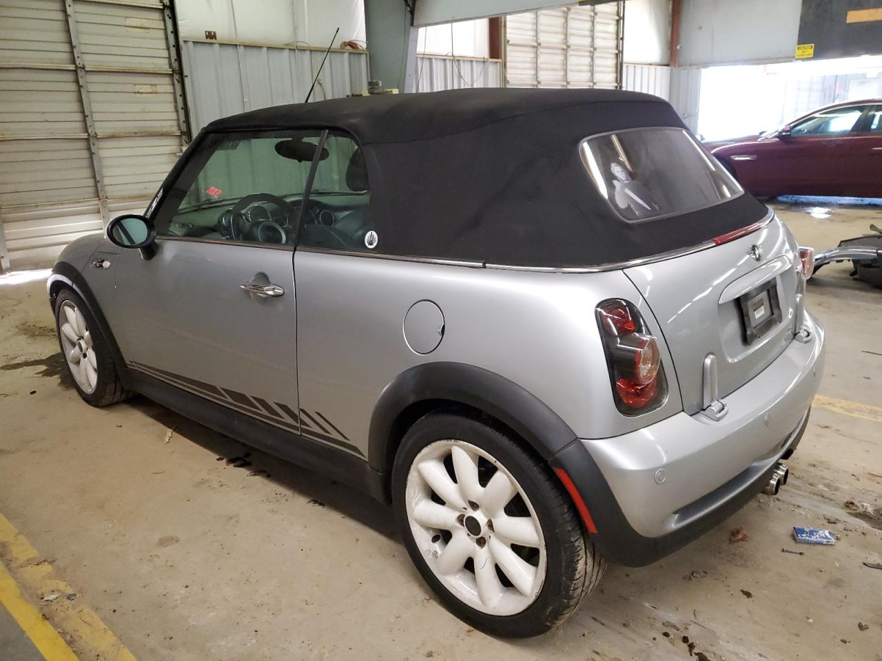 Изображение 2 2005 MINI COOPER S 2005 с VIN WMWRH33425TF80826