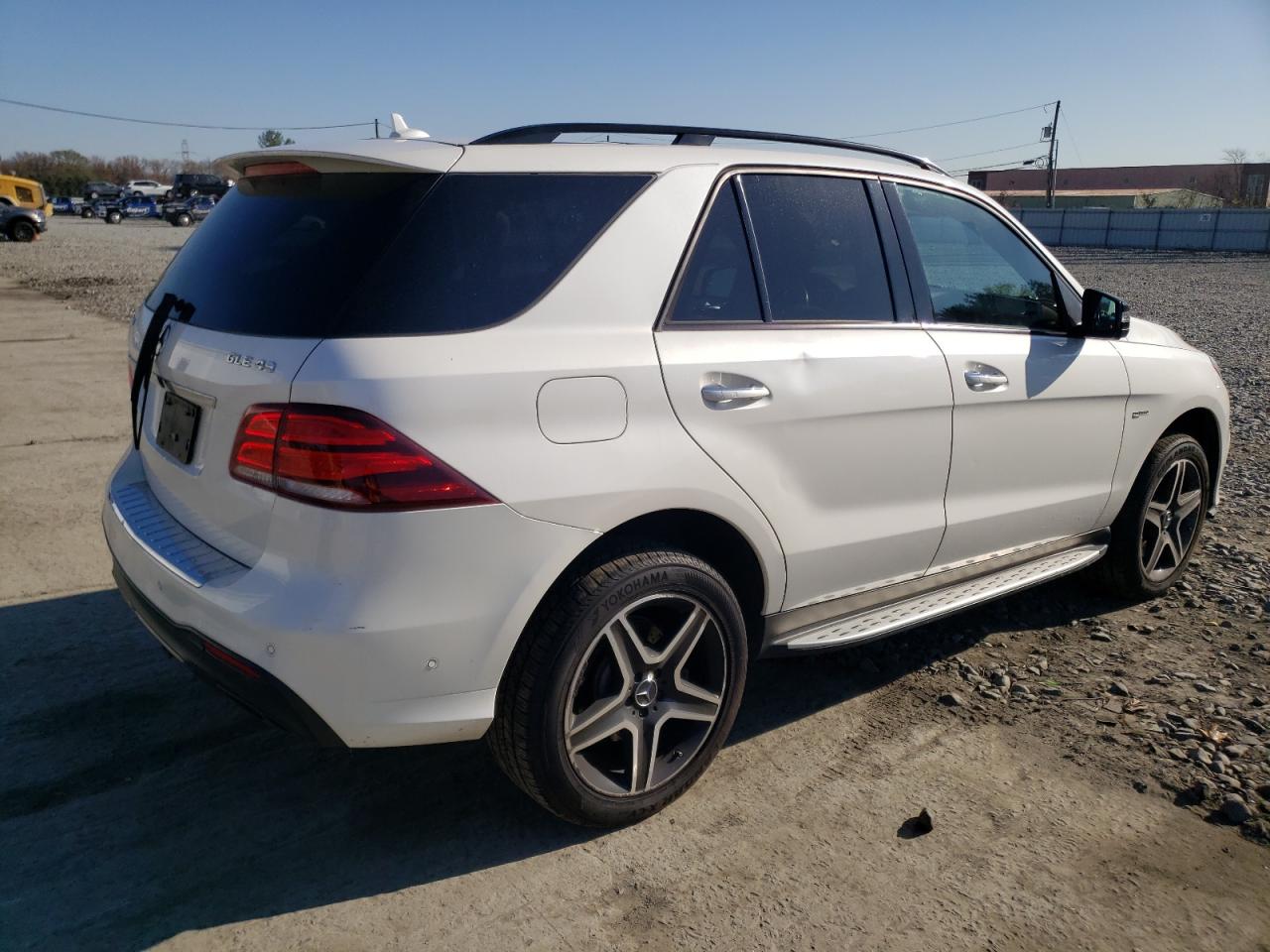 Image 3 of 2017 MERCEDES-BENZ GLE 43 AMG 2017 with VIN 4JGDA6EB1HA963034