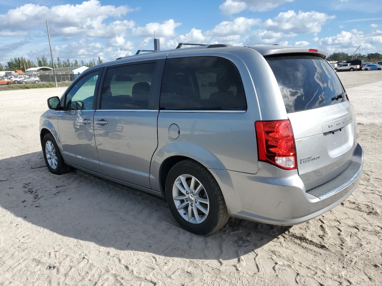 Изображение 2 2019 DODGE GRAND CARAVAN SXT 2019 с VIN 2C4RDGCG5KR712865