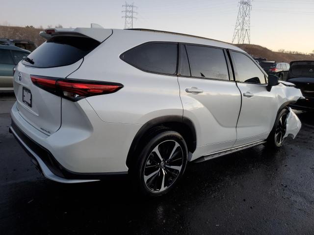 Image 3 of 2021 TOYOTA HIGHLANDER XSE 2021 with VIN 5TDJZRBHXMS122322