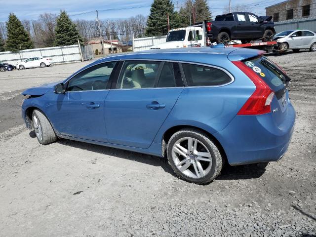 Obraz 2 z 2015 VOLVO V60 PREMIER 2015 z VIN YV1612SB0F1197346