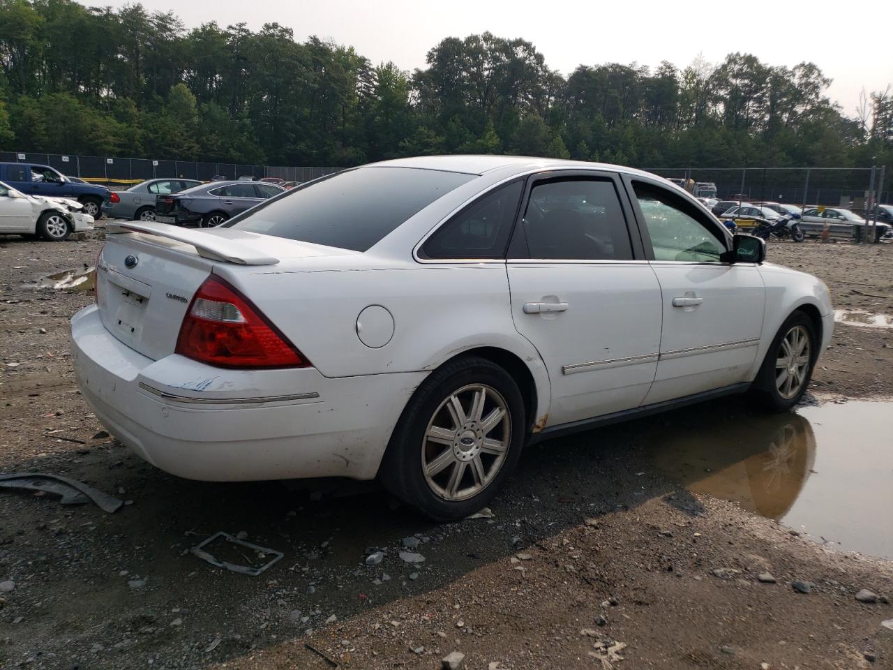 Изображение 3 2005 FORD FIVE HUNDR 2005 с VIN 1FAFP251556108086
