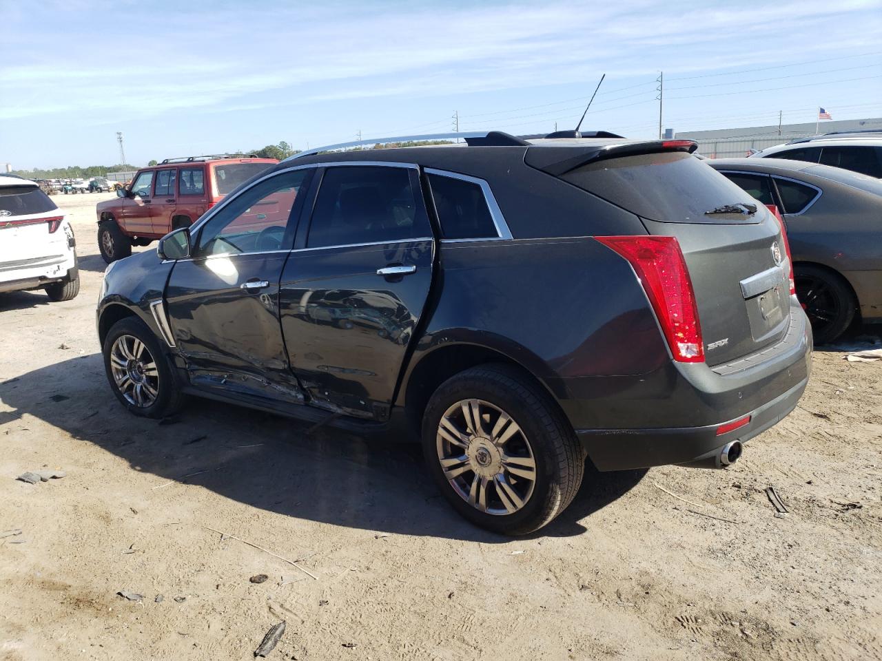 Изображение 2 2015 CADILLAC SRX LUXURY COLLECTION 2015 с VIN 3GYFNBE31FS510704