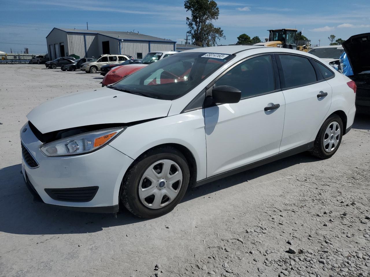 Изображение 1 2018 FORD FOCUS S 2018 с VIN 1FADP3E27JL231850