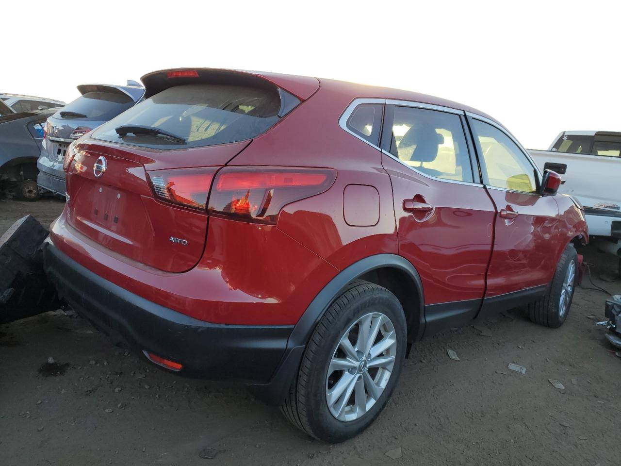 Изображение 3 2017 NISSAN ROGUE SPORT S 2017 с VIN JN1BJ1CR8HW118038