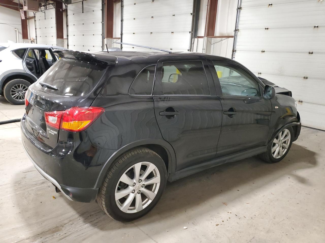 Изображение 3 2014 MITSUBISHI OUTLANDER SPORT ES 2014 с VIN 4A4AR3AU5EE019627