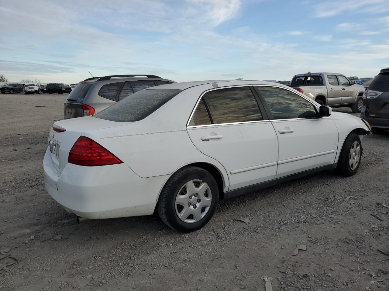 Obraz 3 z 2007 HONDA ACCORD LX 2007 z VIN 1HGCM56487A163493