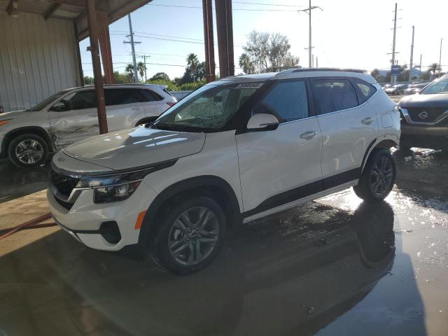 Image 1 of 2023 KIA SELTOS S 2023 with VIN KNDEU2AA2P7356657