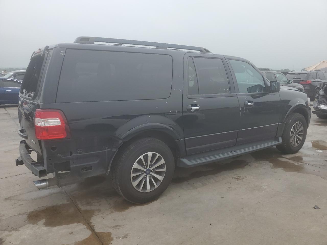Image 3 of 2016 FORD EXPEDITION EL XLT 2016 with VIN 1FMJK1HT5GEF23137
