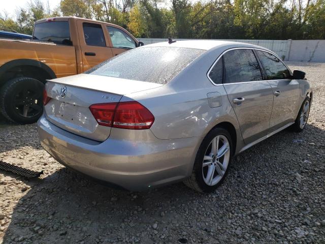 Image 3 of 2014 VOLKSWAGEN PASSAT SE 2014 with VIN 1VWBS7A30EC092170