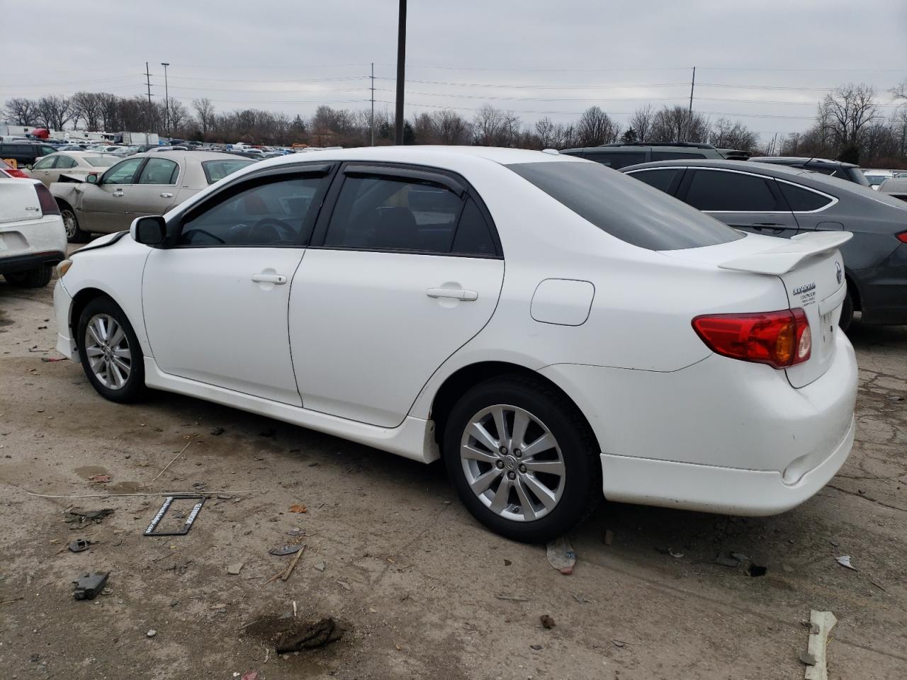 Изображение 2 2009 TOYOTA COROLLA BASE 2009 с VIN 1NXBU40E99Z018756