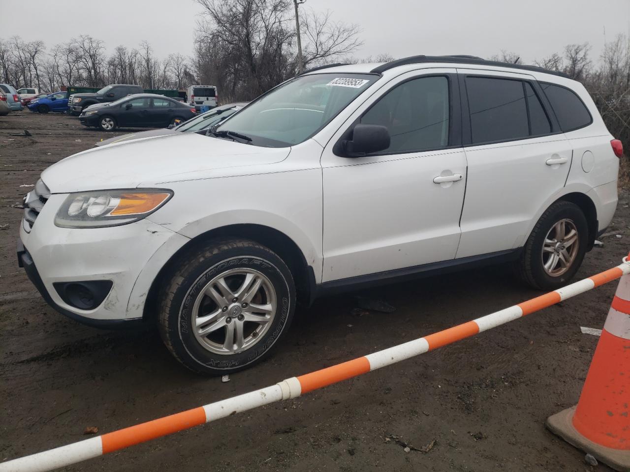 Image 1 of 2012 HYUNDAI SANTA FE GLS 2012 with VIN 5XYZG3AB1CG128413