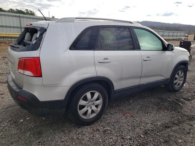 Image 3 of 2013 KIA SORENTO LX 2013 with VIN 5XYKT4A28DG319041