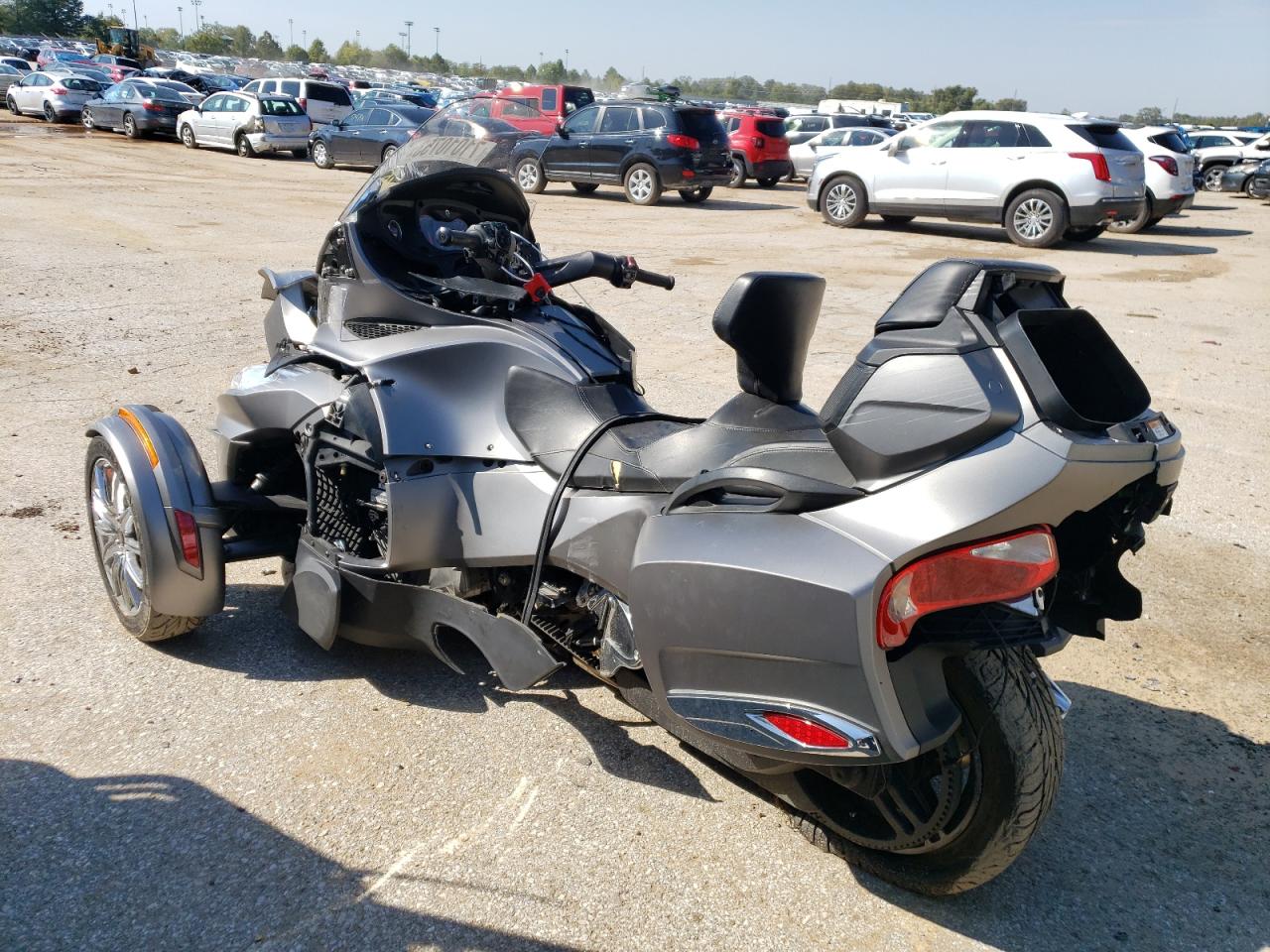 Obraz 3 z 2014 CAN-AM SPYDER ROADSTER RT 2014 z VIN 2BXNBDD17EV003864