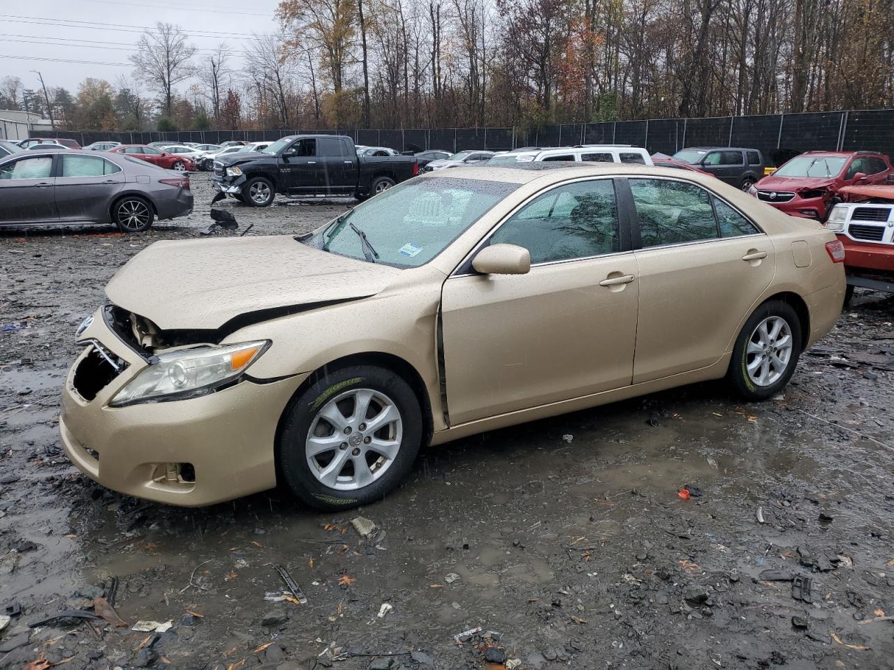 Obraz 1 z 2011 TOYOTA CAMRY BASE 2011 z VIN 4T1BF3EK5BU655460