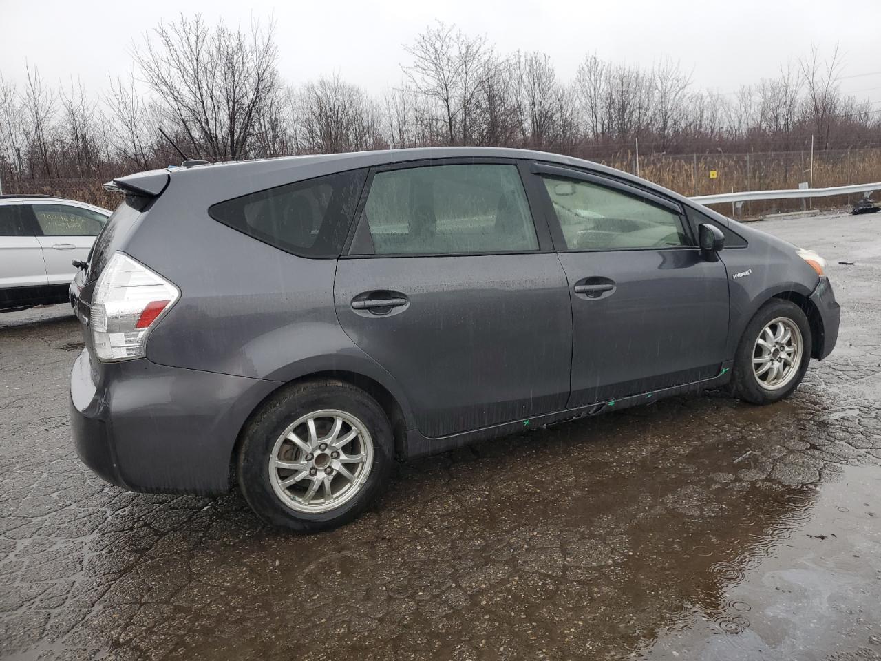 Изображение 3 2012 TOYOTA PRIUS V  2012 с VIN JTDZN3EUXC3185702