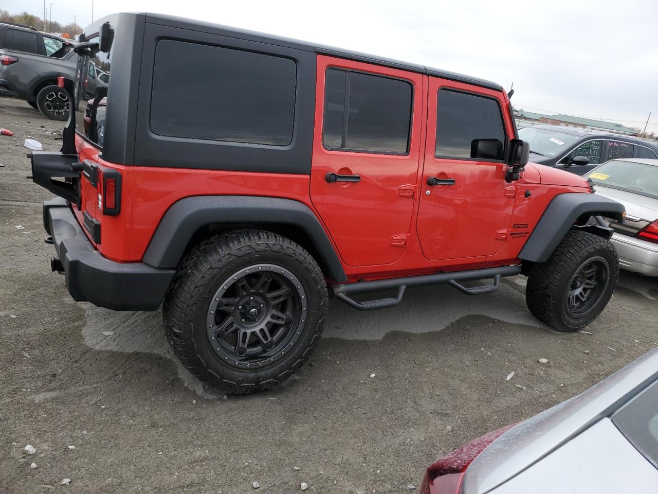 Изображение 3 2016 JEEP WRANGLER UNLIMITED SPORT 2016 с VIN 1C4BJWDG5GL124693