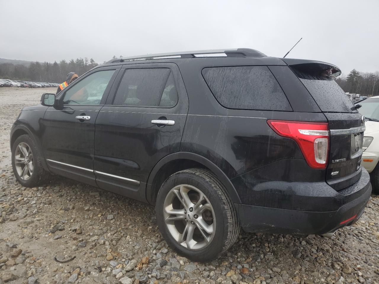 Image 2 of 2013 FORD EXPLORER LIMITED 2013 with VIN 1FM5K8F86DGB11043