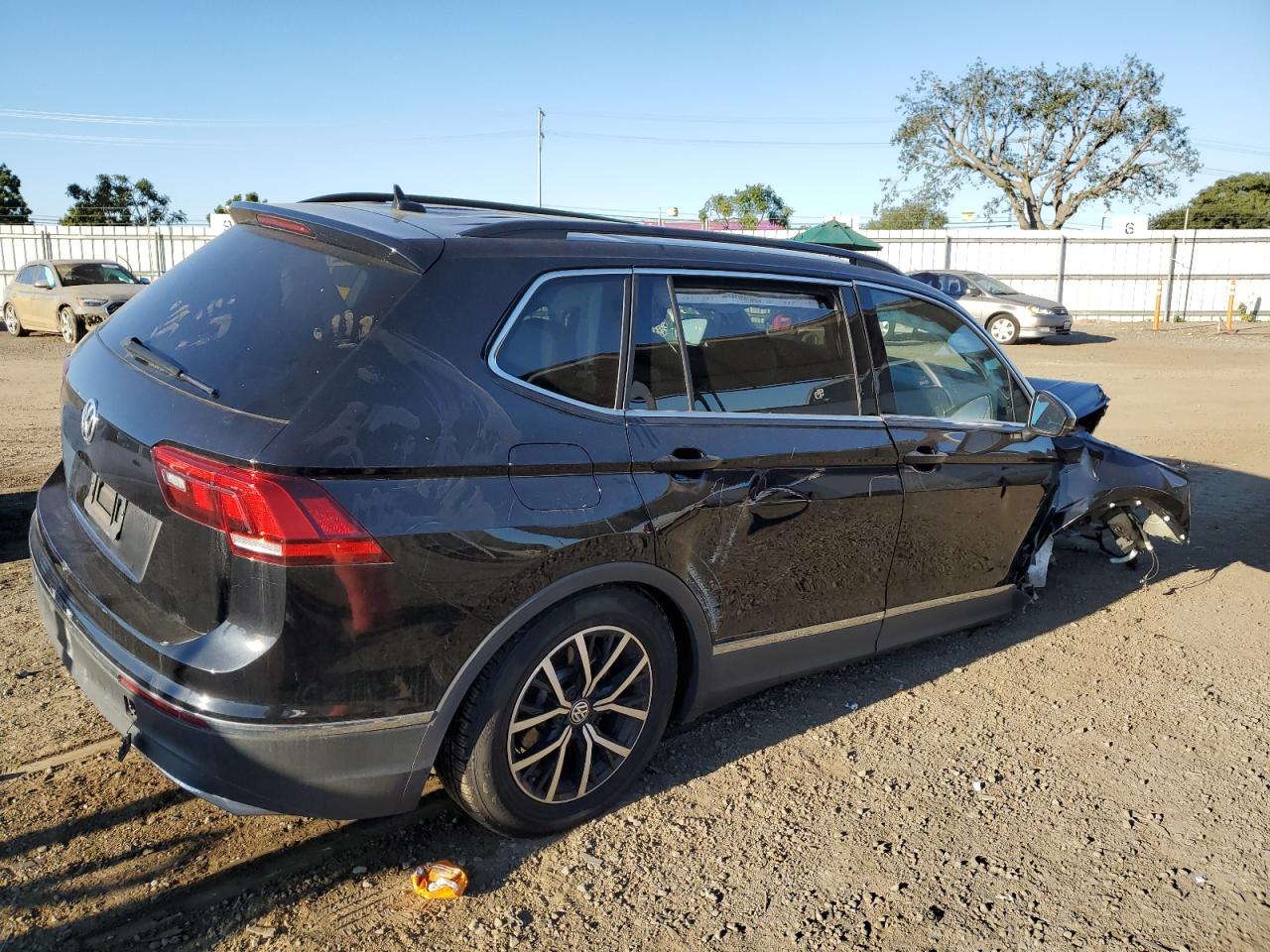 Image 3 of 2021 VOLKSWAGEN TIGUAN SE 2021 with VIN 3VV3B7AX4MM064722