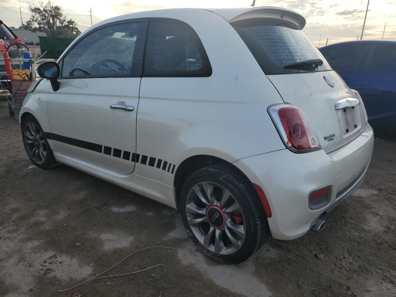 Obraz 2 z 2015 FIAT 500 SPORT 2015 z VIN 3C3CFFBR5FT527753
