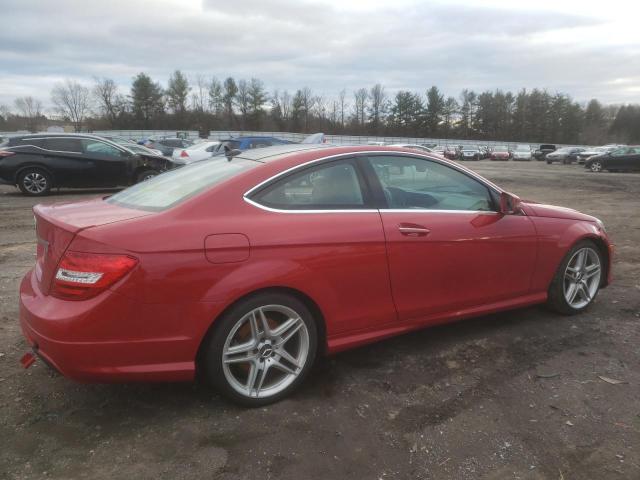 Obraz 3 z 2013 MERCEDES-BENZ C 250 2013 z VIN WDDGJ4HB1DF999682