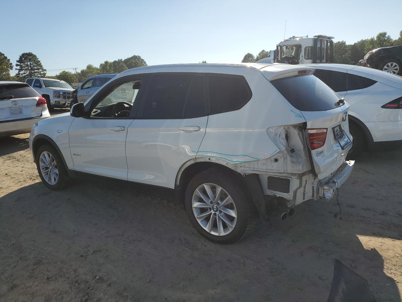 Изображение 2 2017 BMW X3 XDRIVE28I 2017 с VIN 5UXWX9C3XH0T24387
