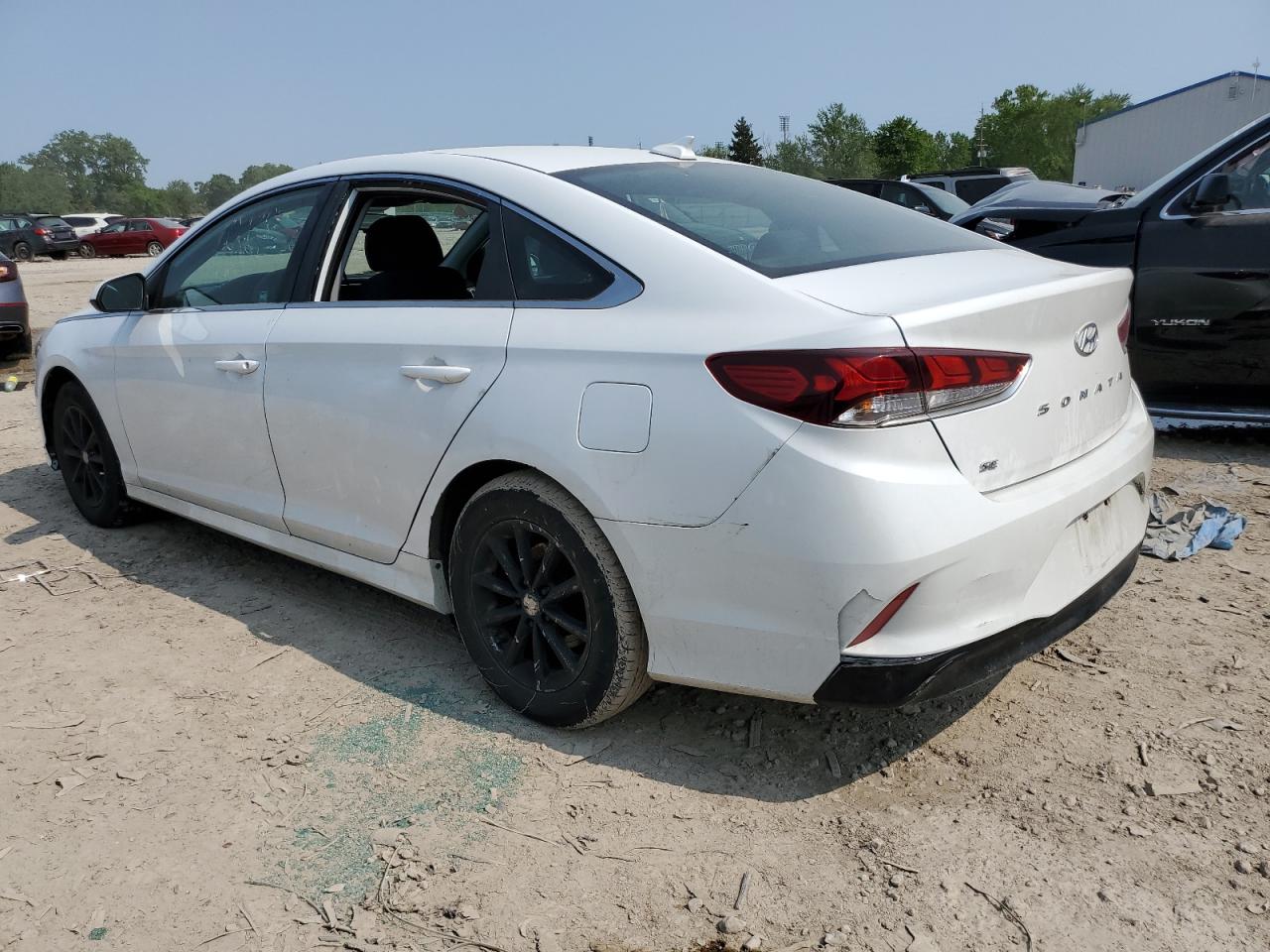 Obraz 2 z 2018 HYUNDAI SONATA SE 2018 z VIN 5NPE24AF5JH700515