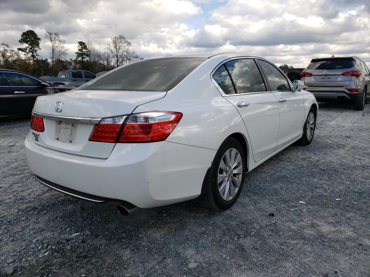Image 3 of 2014 HONDA ACCORD EXL 2014 with VIN 1HGCR2F80EA119360