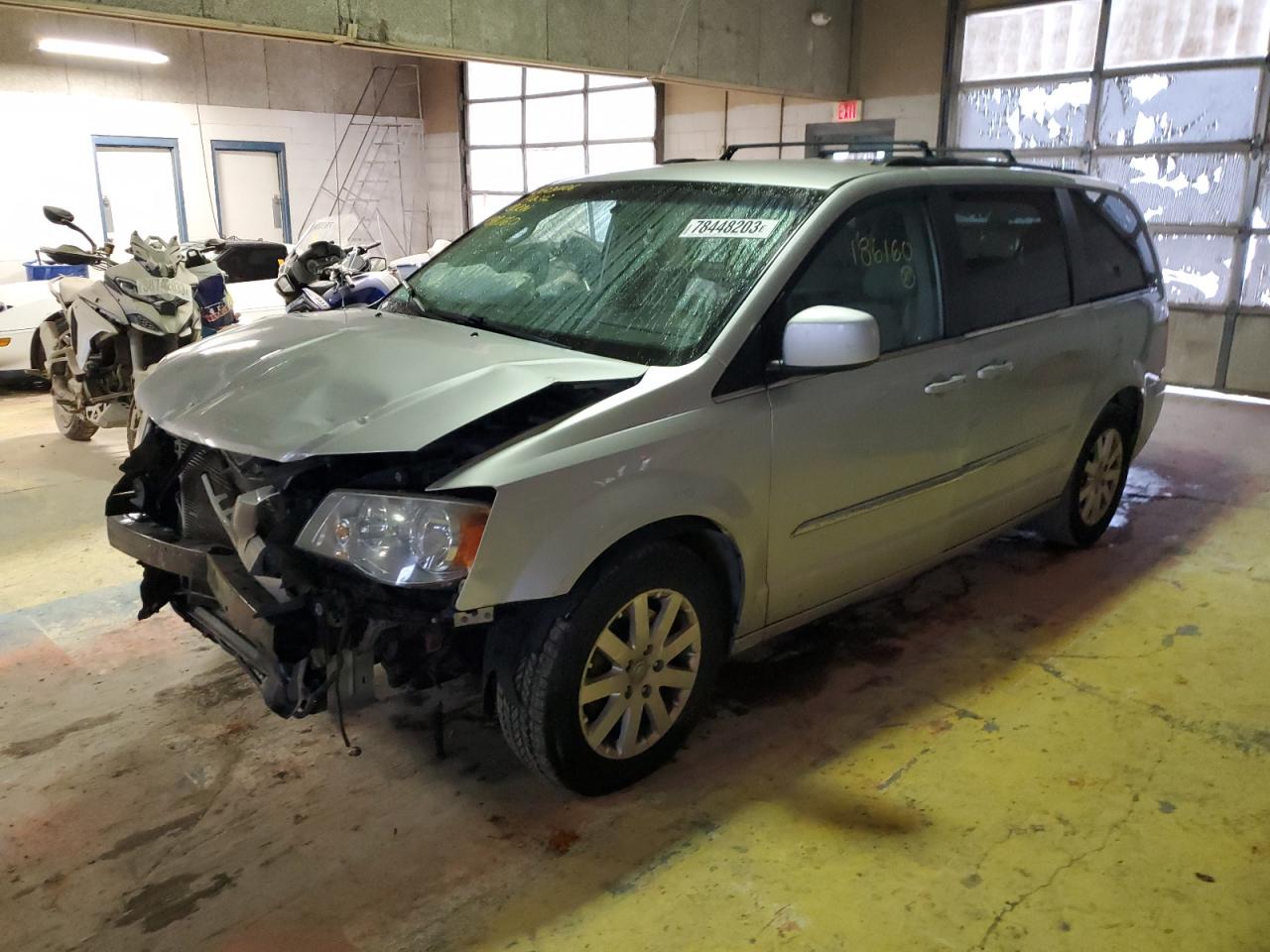 Obraz 1 z 2012 CHRYSLER TOWN & COUNTRY TOURING 2012 z VIN 2C4RC1BG5CR186160