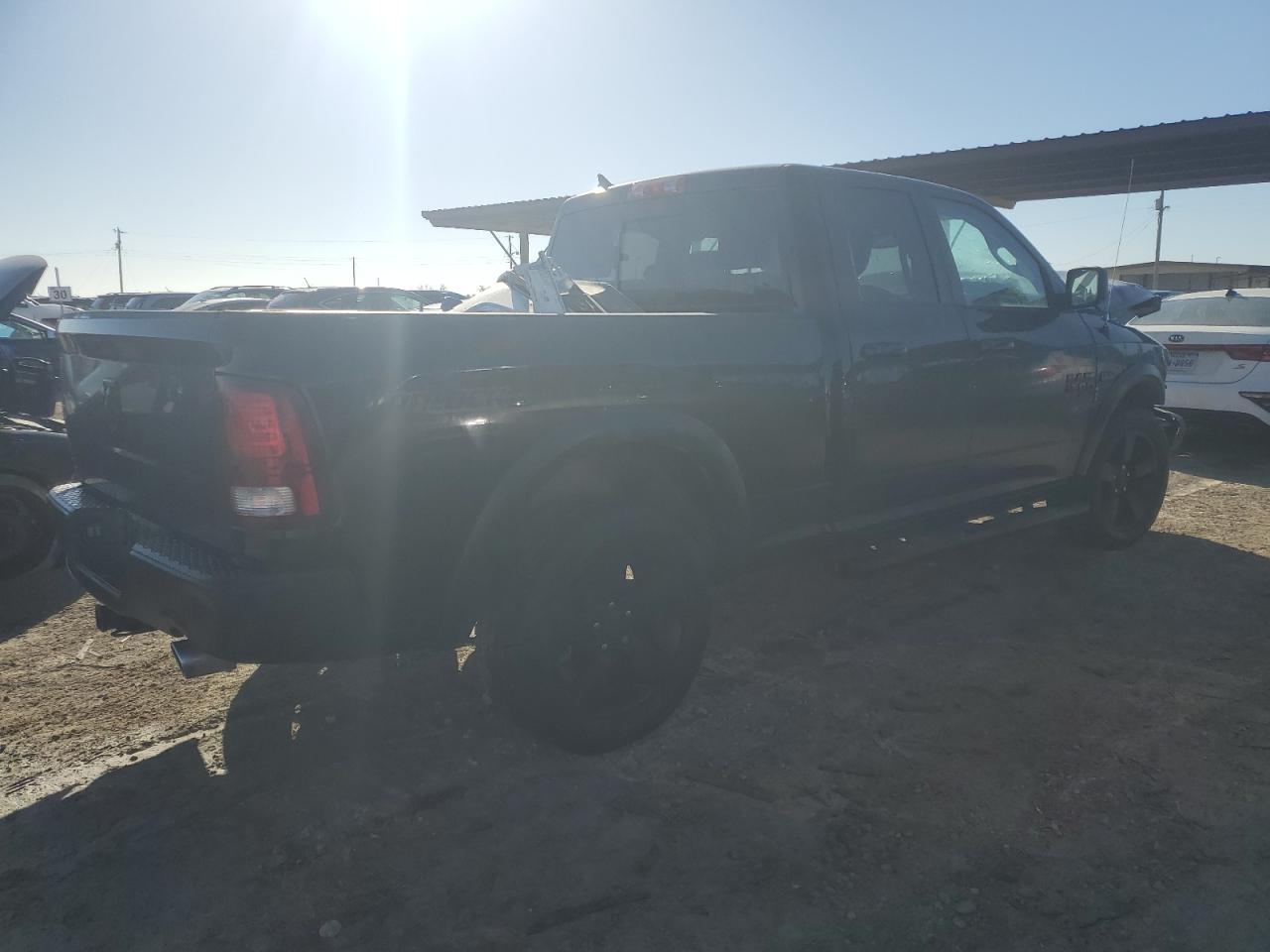 Изображение 3 2019 RAM 1500 CLASSIC SLT 2019 с VIN 1C6RR6GT7KS697665