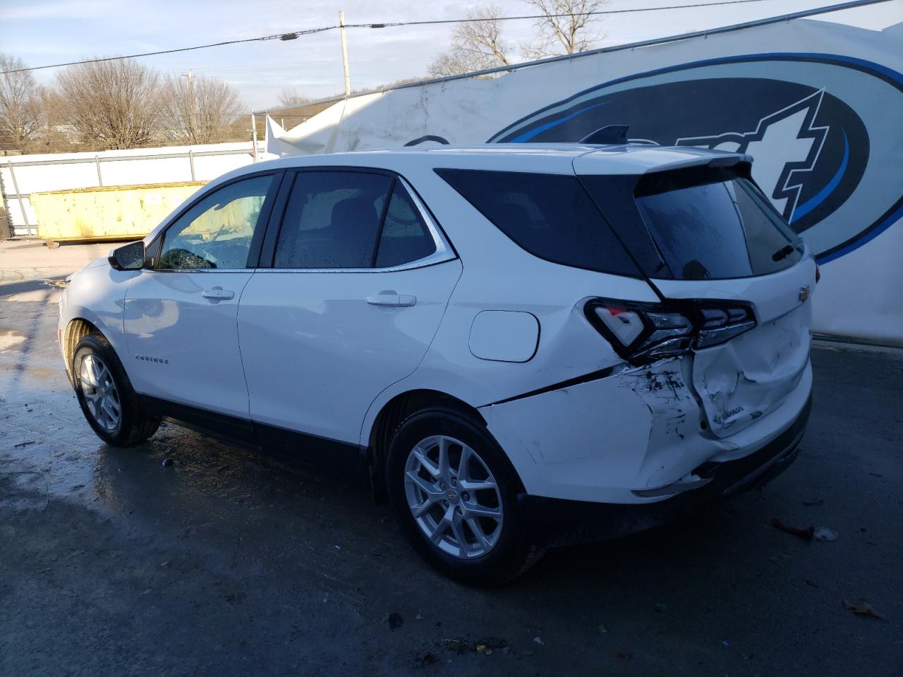 Image 2 of 2023 CHEVROLET EQUINOX LT 2023 with VIN 3GNAXUEG8PL182676