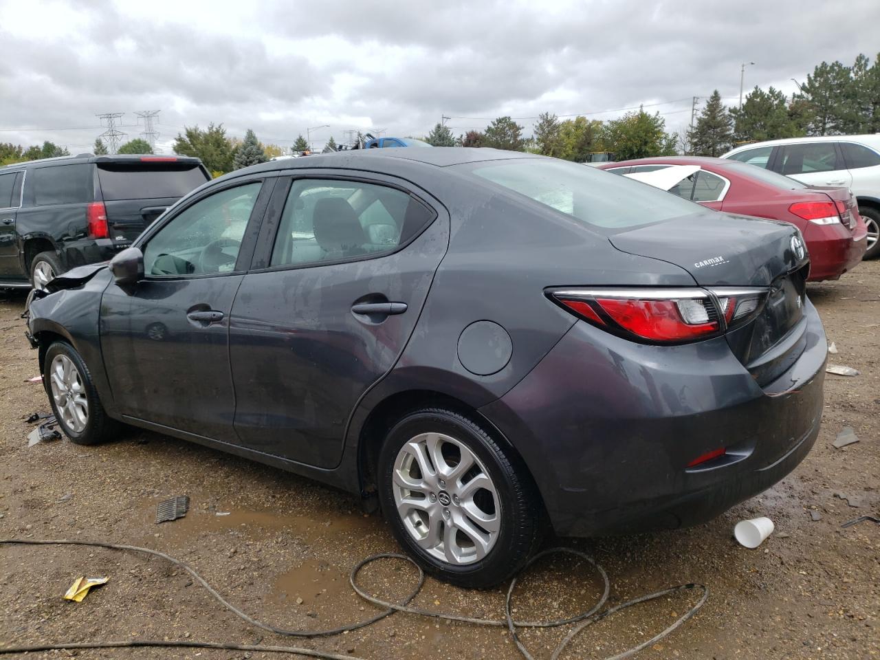 Obraz 2 z 2017 TOYOTA YARIS IA  2017 z VIN 3MYDLBYV4HY192904