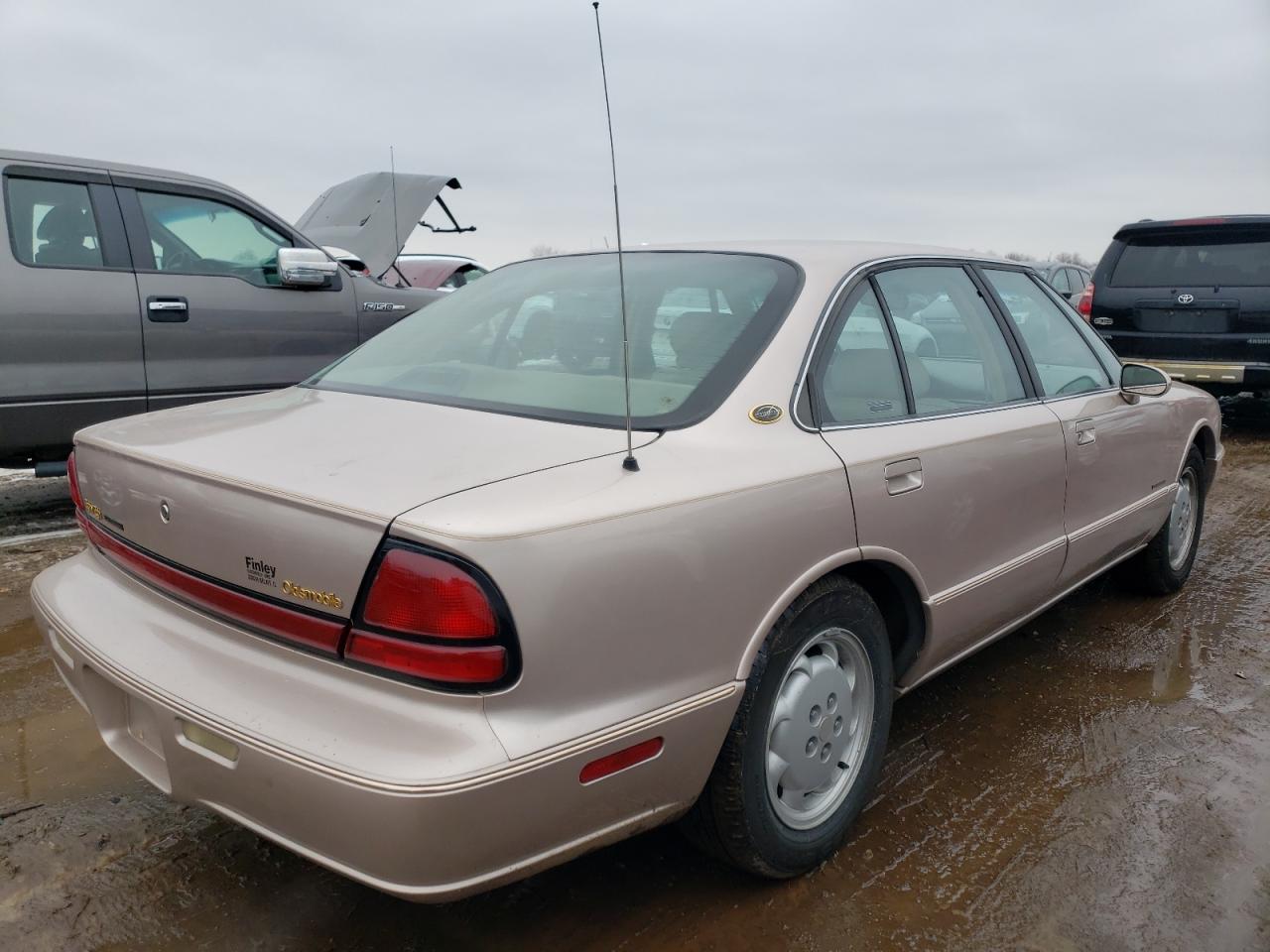 Изображение 3 1999 OLDSMOBILE 88 50TH ANNIVERSARY 1999 с VIN 1G3HC52K3X4814099
