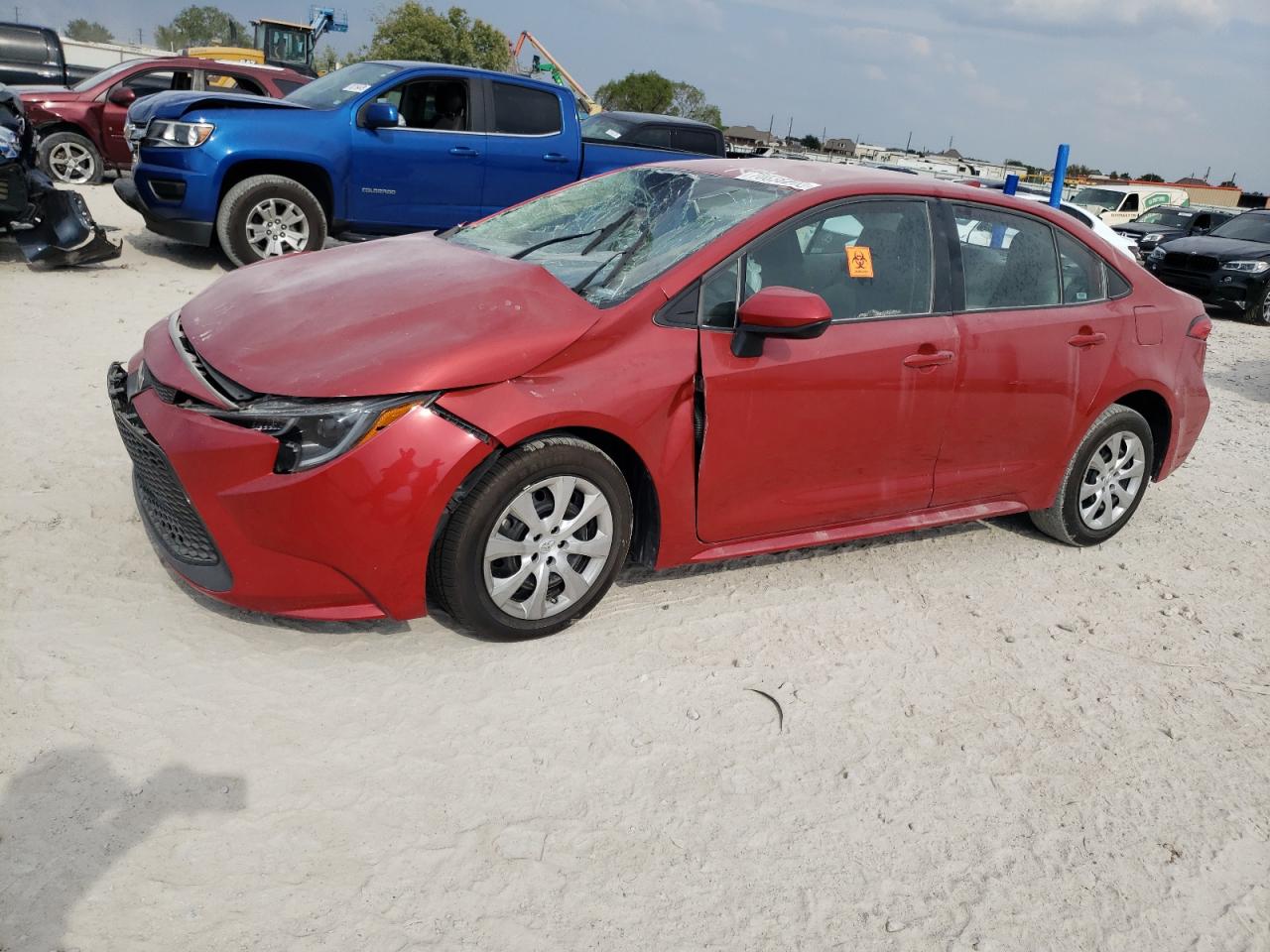 Image 1 of 2020 TOYOTA COROLLA LE 2020 with VIN 5YFEPRAE9LP099735