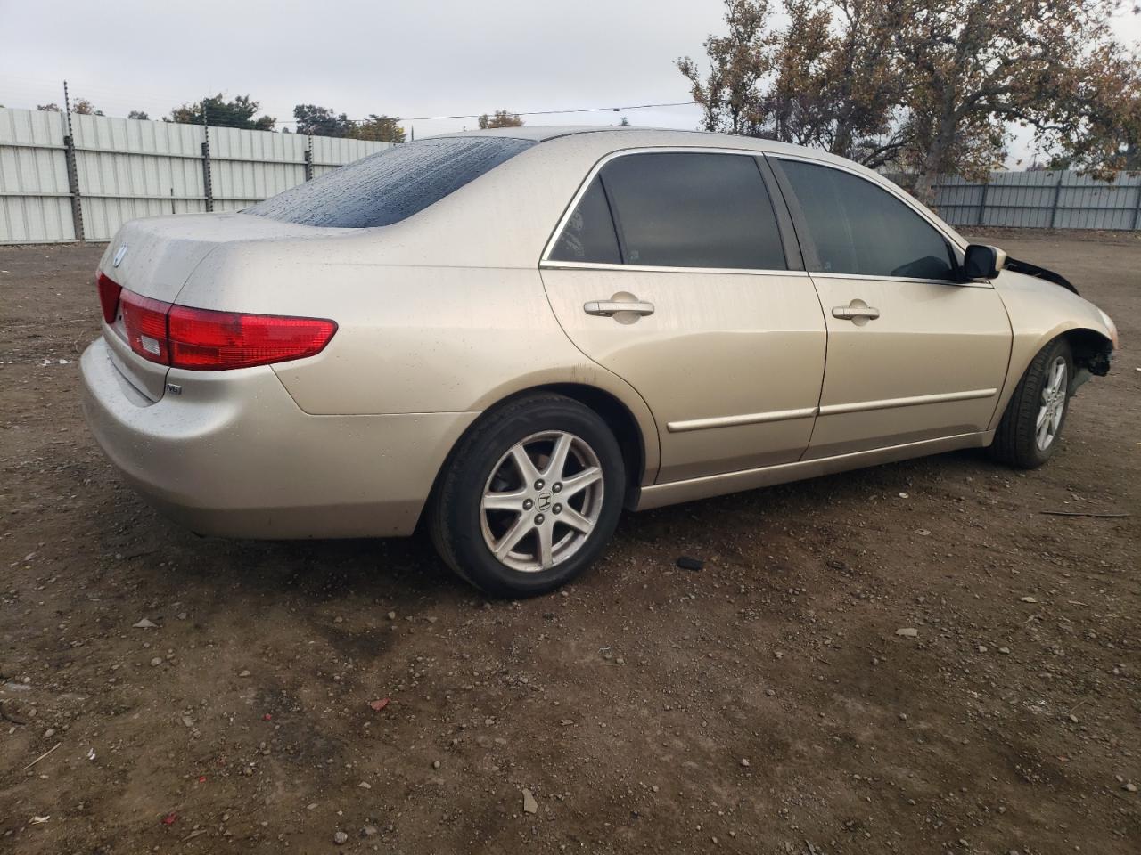 Image 3 of 2003 HONDA ACCORD EX 2003 with VIN 1HGCM665X3A047754