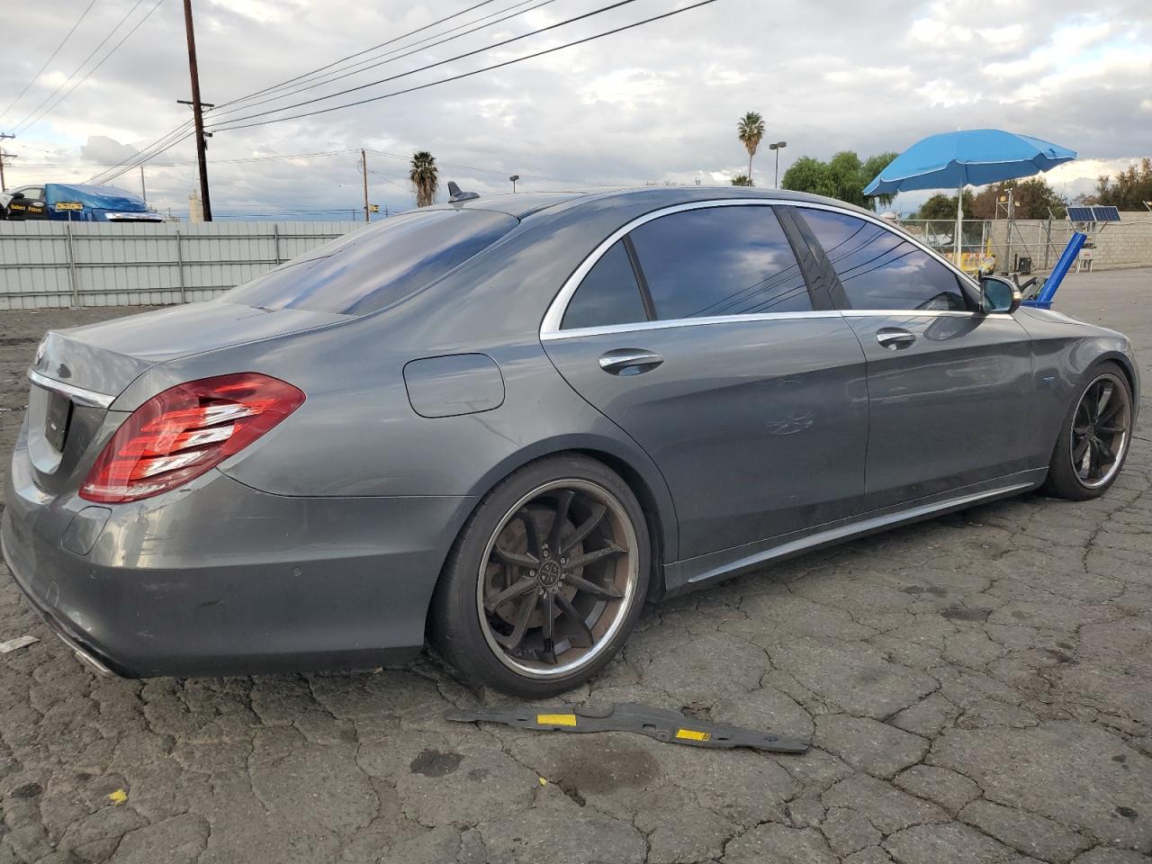 Изображение 3 Mercedes-Benz S 550E 2017 с VIN WDDUG6DB4HA318856