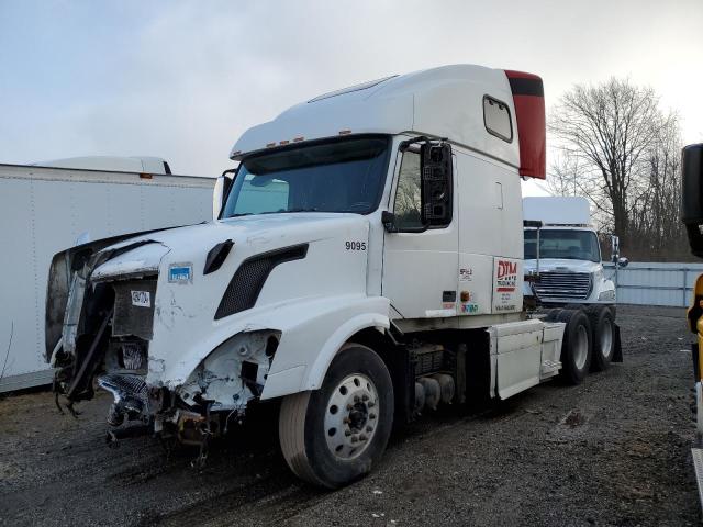 Image 2 of 2006 VOLVO VN VNL 2006 with VIN 4V4NC9TH16N439095