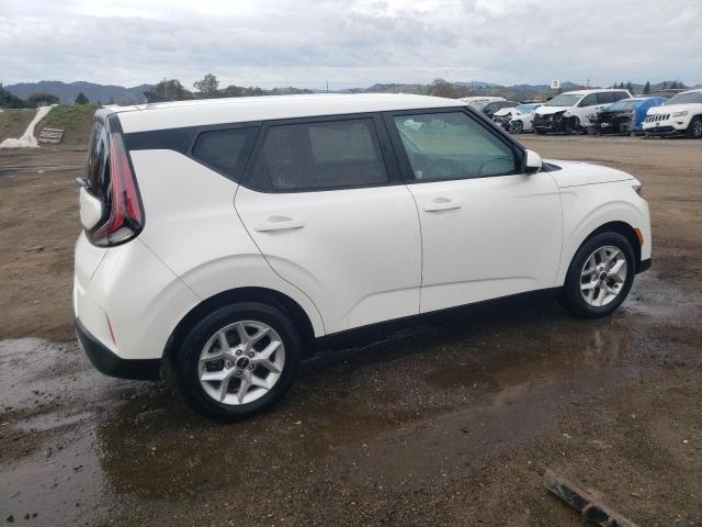 Image 3 of 2023 KIA SOUL LX 2023 with VIN KNDJ23AU4P7884107