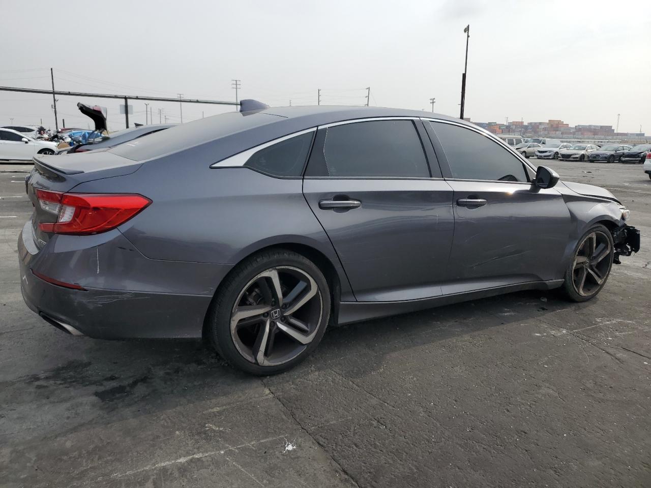 Изображение 3 2018 HONDA ACCORD SPORT 2018 с VIN 1HGCV1F38JA052124