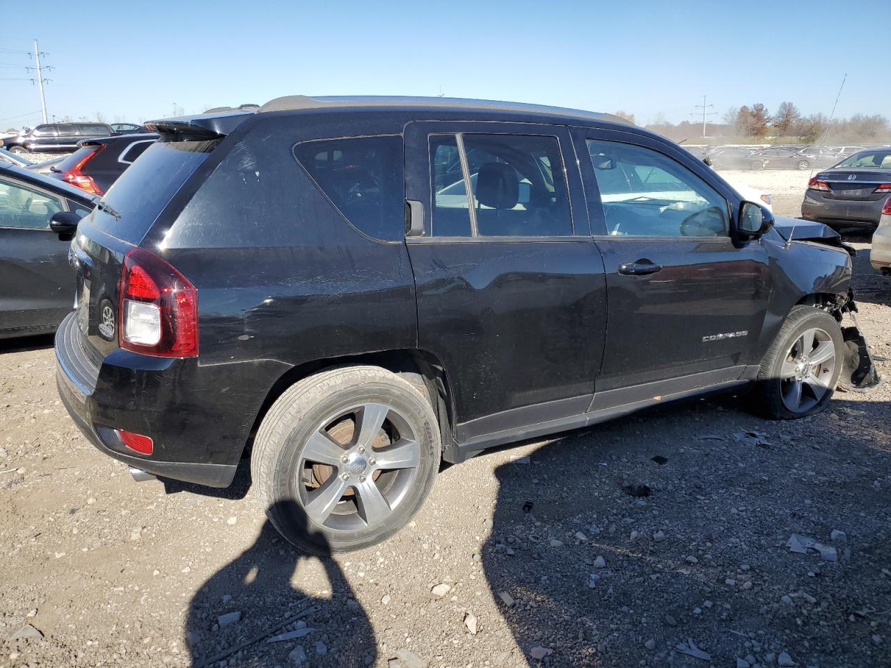 Изображение 3 2017 JEEP COMPASS LATITUDE 2017 с VIN 1C4NJCEA0HD125932