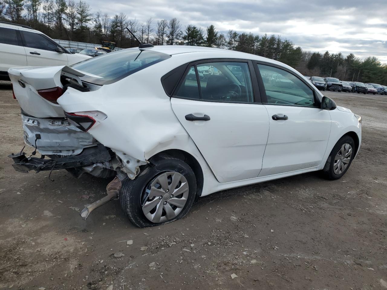 Image 3 of 2018 KIA RIO LX 2018 with VIN 3KPA24AB8JE078606