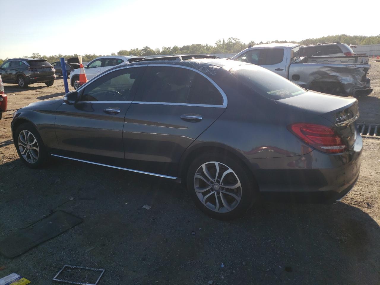 Изображение 2 Mercedes-Benz C 300 4Matic 2015 с VIN 55SWF4KB4FU030061