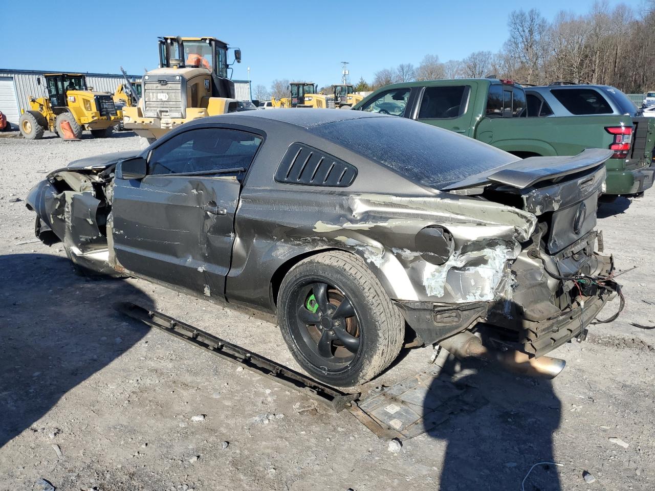 Obraz 2 z 2005 FORD MUSTANG GT 2005 z VIN 1ZVFT82H955175406
