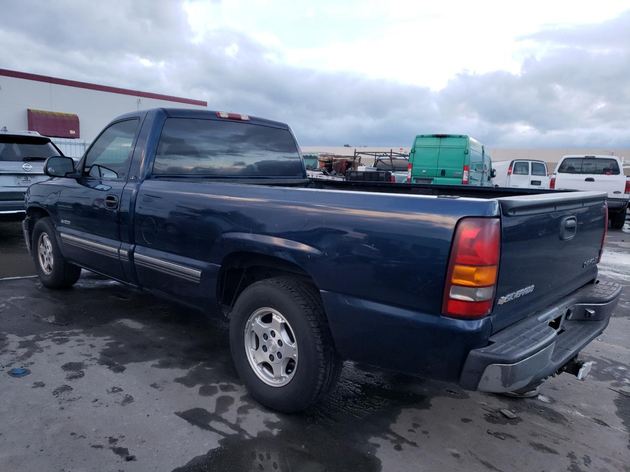 Изображение 2 2000 CHEVROLET SILVERADO C1500 2000 с VIN 1GCEC14T6YE118222