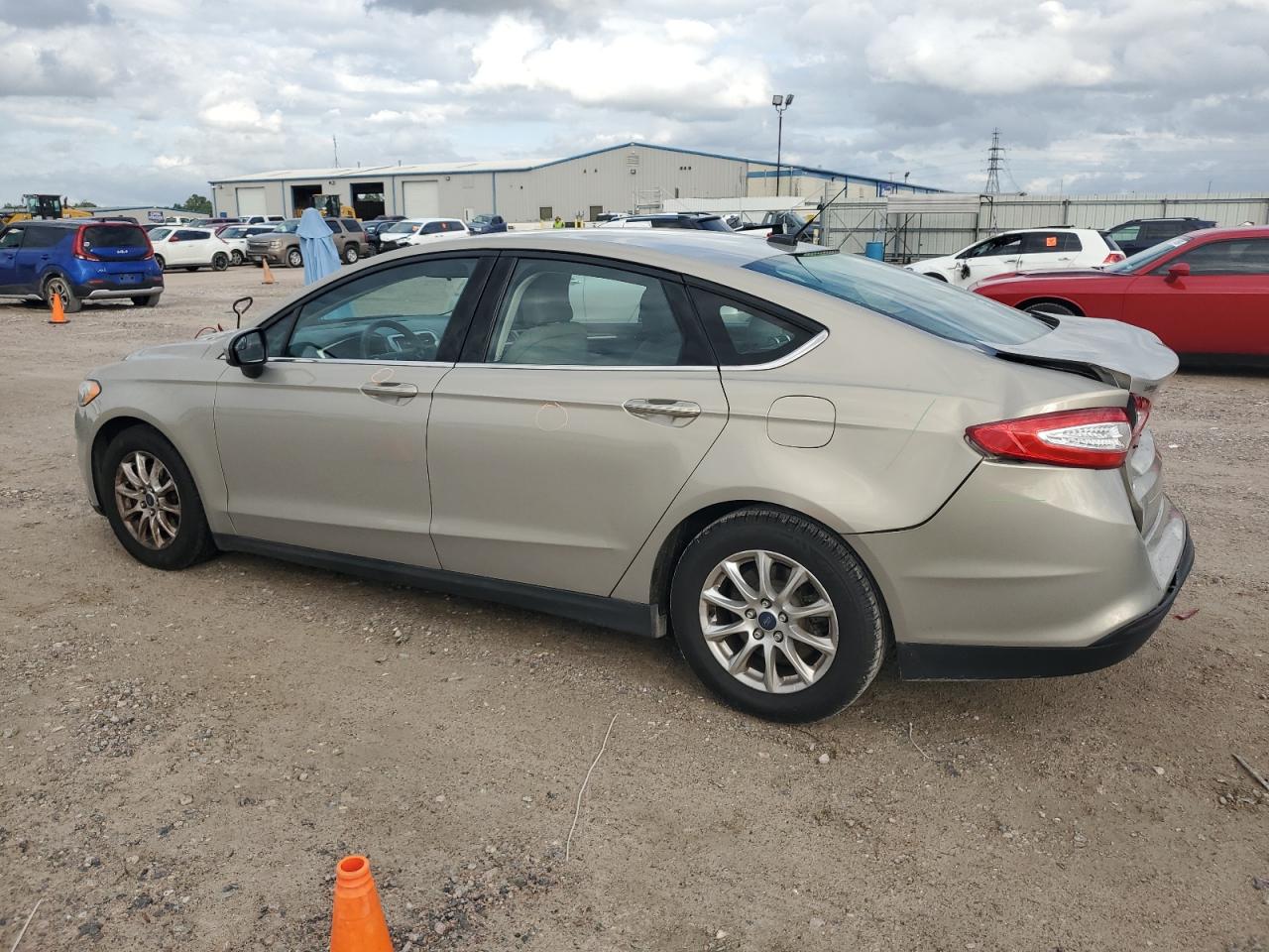 Obraz 2 z 2016 FORD FUSION S 2016 z VIN 3FA6P0G75GR143132